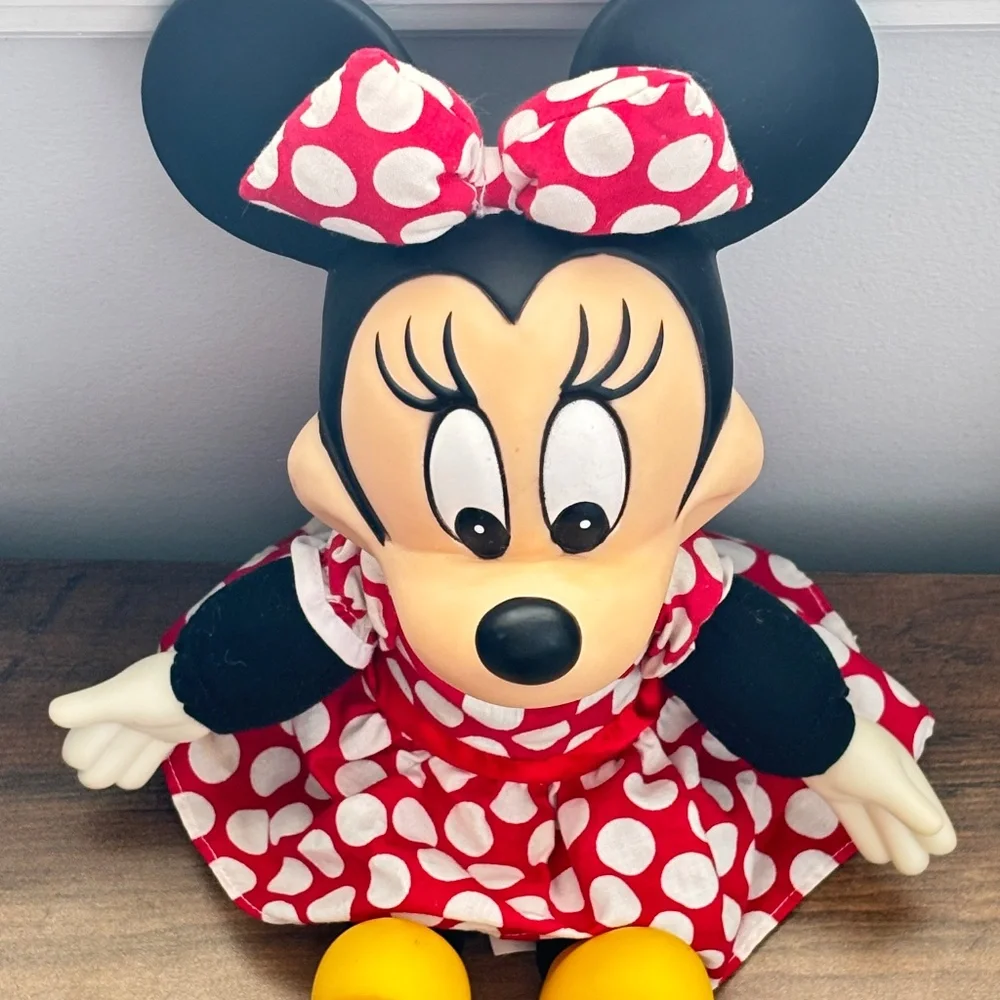 VINTAGE Disney Mouseketoys Minnie Mouse Rubber Face Soft Body Stuffed Doll Plush